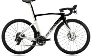 Pinarello F9 Disc - Red eTap AXS - Most Ultrafast - 28 Zoll - Diamant - 2023