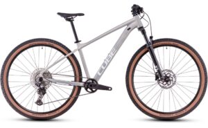 Cube Attention Pro - 27,5 Zoll - Diamant - 2025